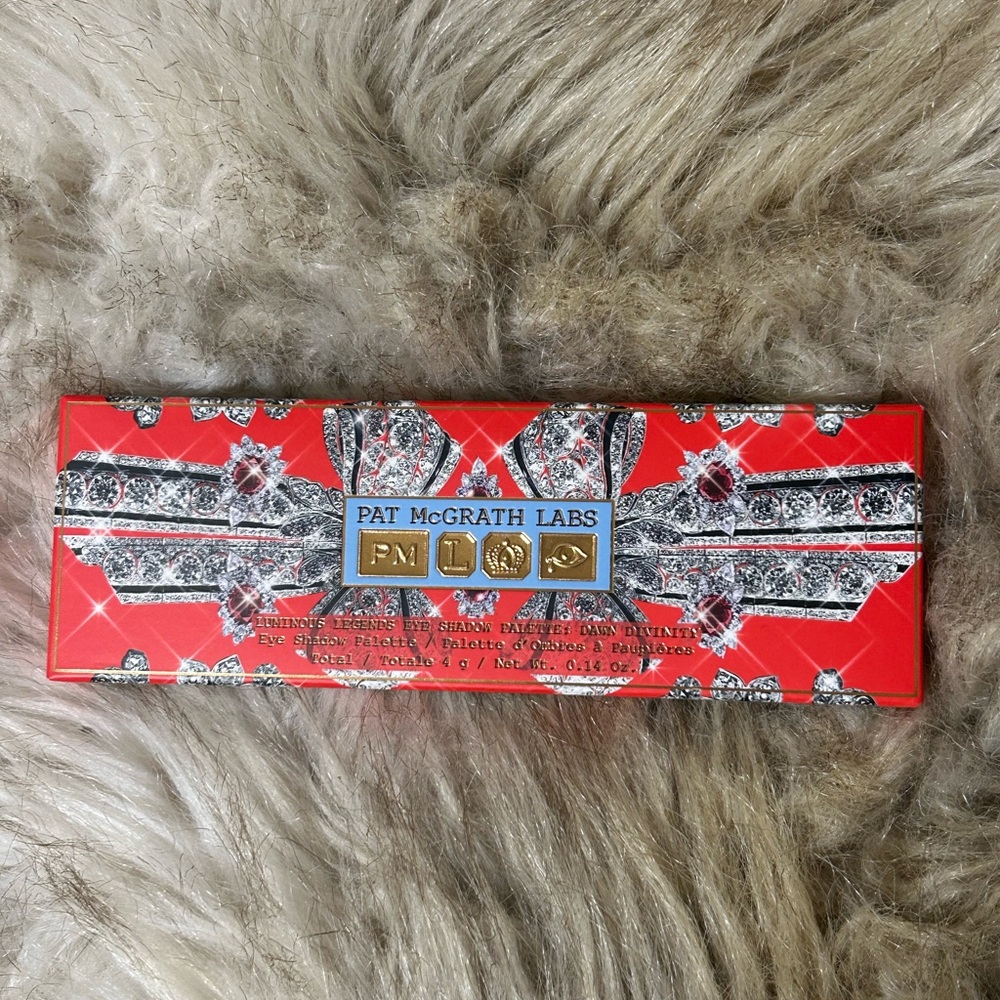 Pat McGrath Luminous Legends Luxurious Eyeshadow Palette - Dawn Divinity
